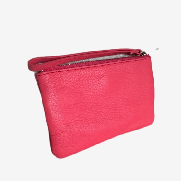 Kate Spade NWT Pink Leather Wristlet NWT! - Picture 2 of 3